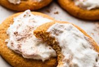 Pillowy Pumpkin Spice Cookies