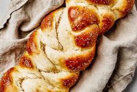 Fluffy, Golden, and Irresistible Challah Bread