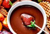 Dreamy Chocolate Fondue Recipe