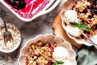 Homemade Blueberry Crisp